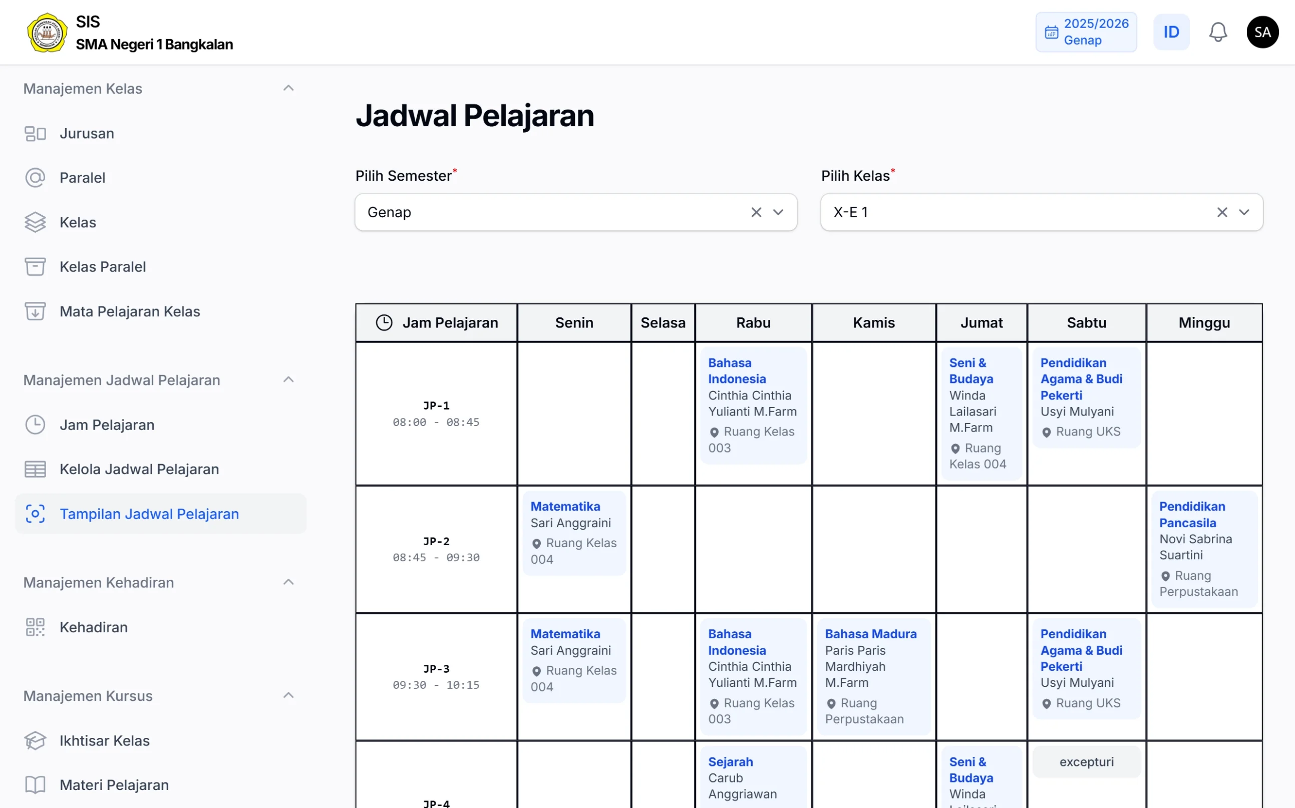 Tampilan halaman Jadwal Pelajaran pada SIS SMA Negeri 1 Bangkalan di layar laptop, menampilkan jadwal kelas X-E 1 semester genap dalam bentuk tabel mingguan dengan jam pelajaran, mata pelajaran, guru, dan ruang.